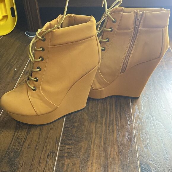 Women Bootie Wedges - Picture 3 of 6